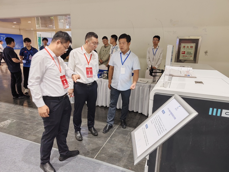 d37a051a-2f68-404b-9fe6-dabe6dd3c7de.jpg